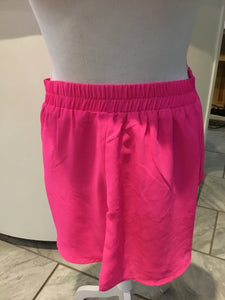Casual pink shorts