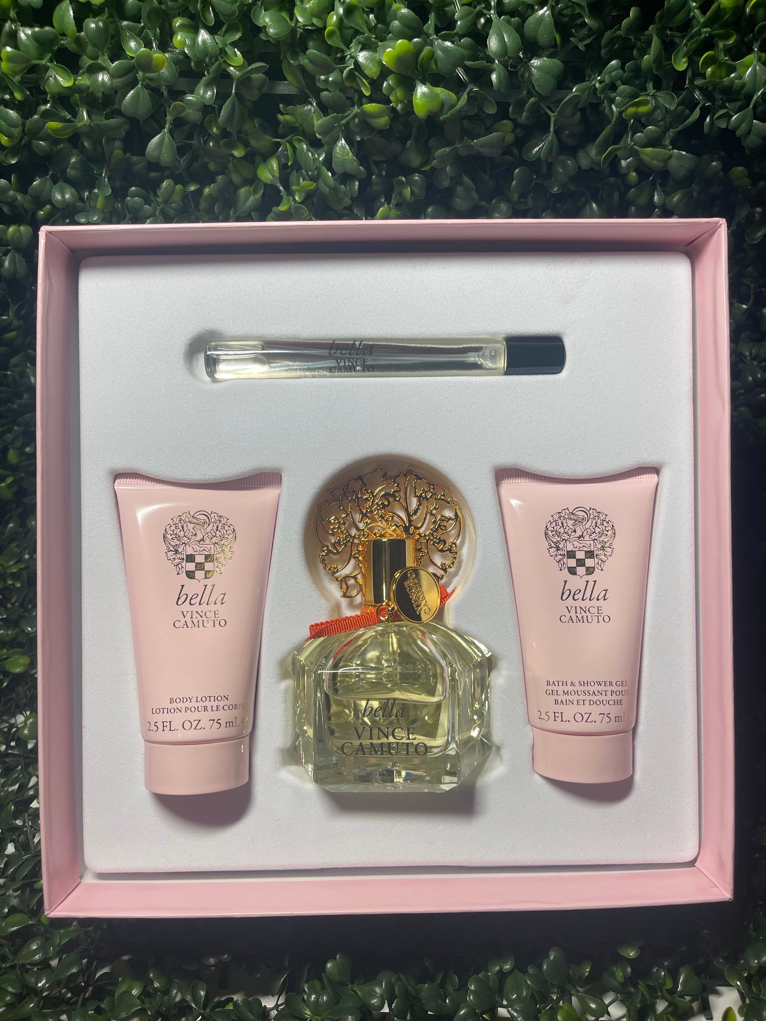 Vince Camuto Bella 3 Piece Gift Set For Women With 3.4 Oz EDP Spray + 2.5  Oz Body Lotion + 2.5 Oz Shower Gel